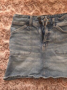 SO y2k denim jean skirt